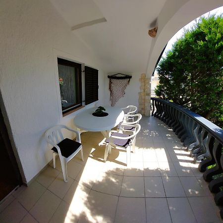 Apartments Maltasic Vir Quarto foto
