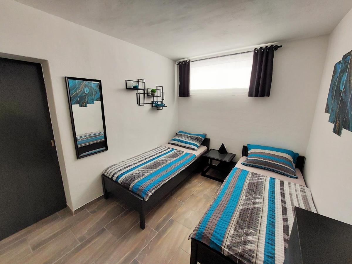 Apartments Maltasic Vir Exterior foto
